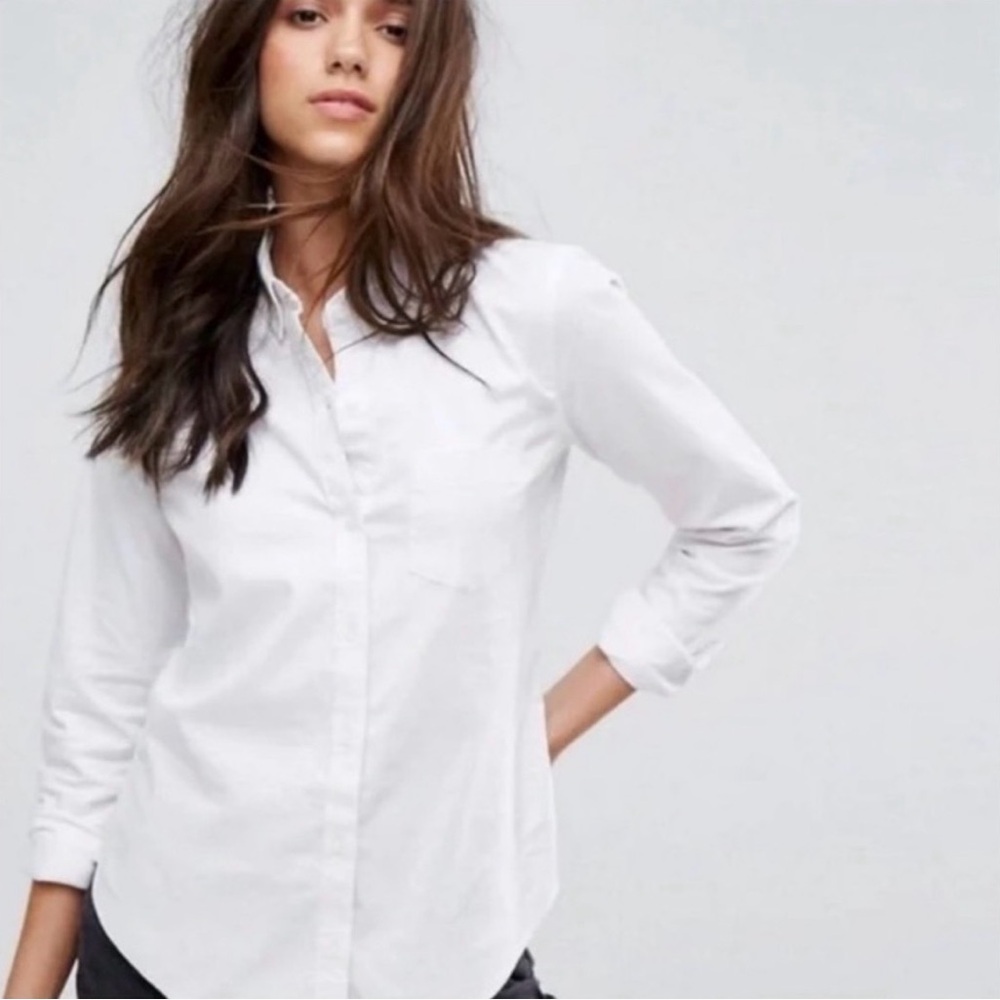 Abercrombie & Fitch Re-Issue Slim Poplin Button Down Shirt